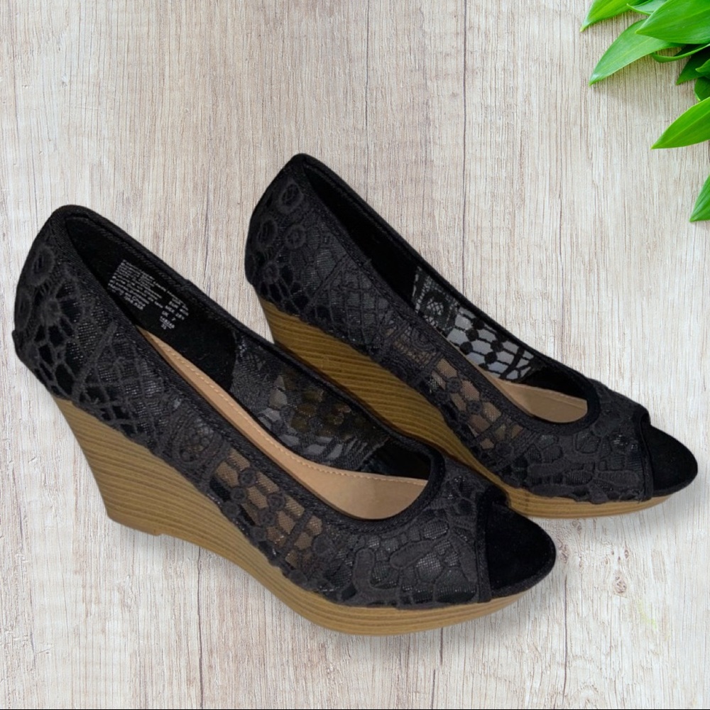 American Eagle Wedges - Size 8.5